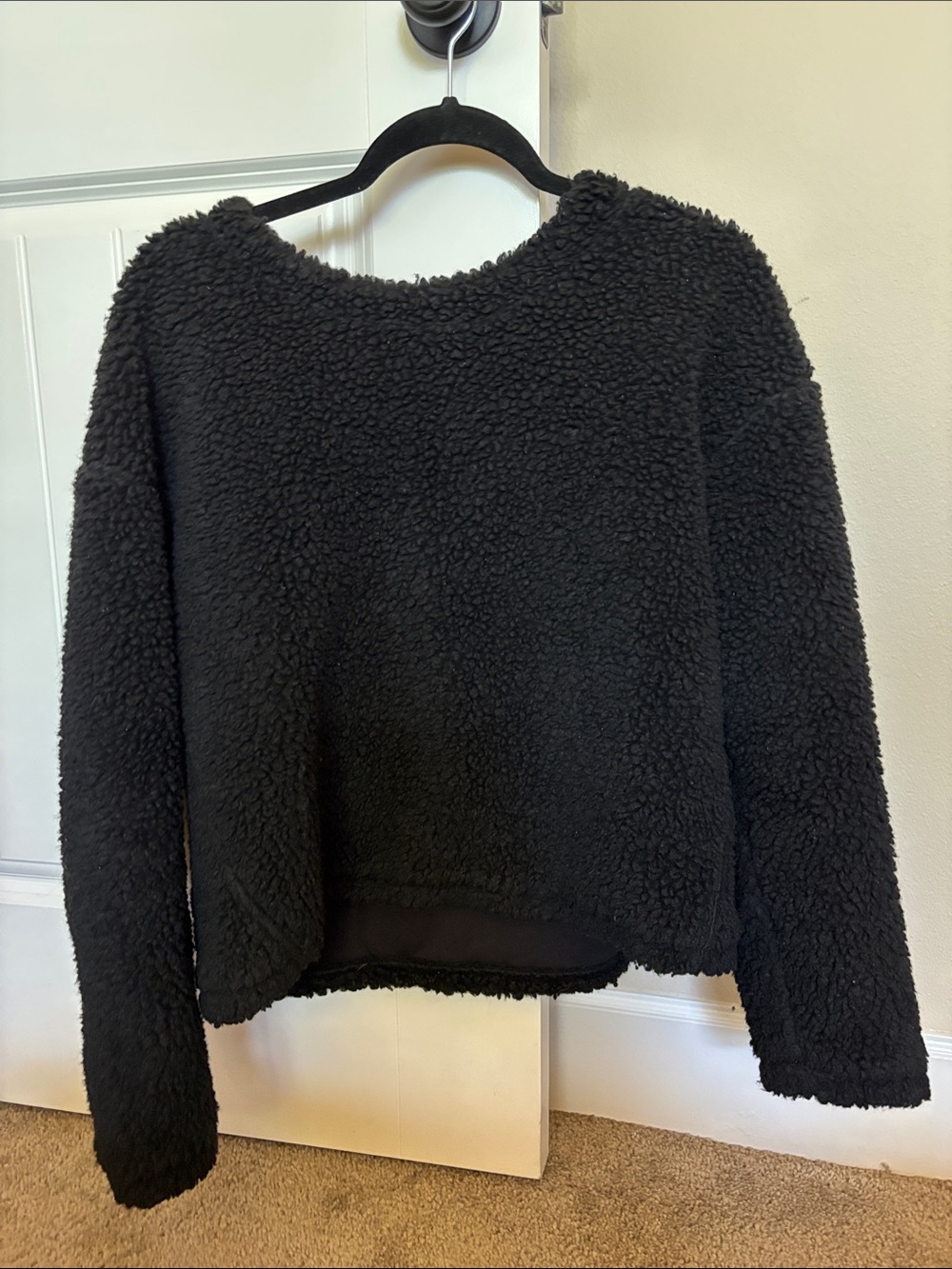 Lululemon Crop Black Sherpa Pullover Sweater - Women back quarter zip